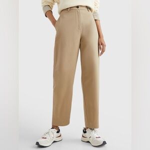 NWT Tommy Hilfiger RELAXED FIT BALLOON CHINOS